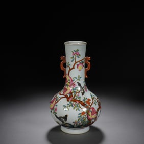 QING DYNASTY, A FAMILLE ROSE DOUBLE-EARED BOTTLE WITH POMEGRANATE PATTERNS
