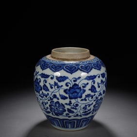QING DYNASTY BLUE AND WHITE JAR WITH LOTUS PATTERNS