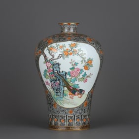 QING QIANLONG INK COLOR ALUM RED PAINTED GOLD WINDOW PASTEL FLOWER AND BIRD GRAIN PLUM BOTTLE