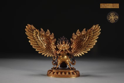MING YONGLE GILT BRONZE DAPENG GOLDEN-WINGED BIRD BUDDHA ORNAMENTS, WEIGHS 750 GRAMS