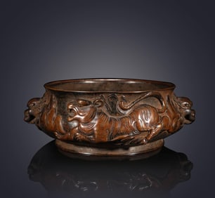 MING ZHENGDE BRONZE TIGER DOWN THE MOUNTAIN PICTURE LION HEAD BURNER, WEIGHS 9.9 KG