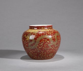A RED-GROUND YELLOW DRAGON JAR