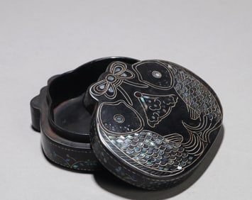A MOTHER-OF-PEARL INLAY BOX