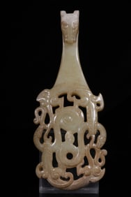 HETIAN JADE BELT WITH HOLLOW DRAGON-SHAPED BELT HOOK