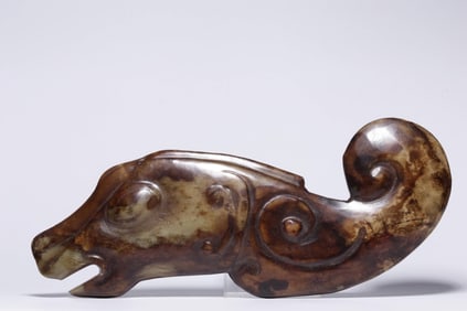 ANCIENT JADE DRAGON SHAPE ORNAMENT
