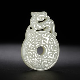 QING DYNASTY WHITE JADE CHILONG PENDANT