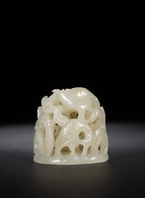 QING DYNASTY HETIAN WHITE JADE STOVE TOP