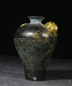 QING. FINE COPPER GILT ENGRAVED SNAKE AND MOUSE EAR BOTTLE WITH WINDING BRANCHES AND RUYI PATTERN