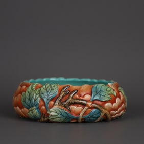 QING QIANLONG POWDER COLOR CARVED RED AND GOLD PEONY FLOWER PATTERN BRUSH WASHER