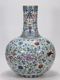 QING DYNASTY QIANLONG DOUCAI DARK EIGHT IMMORTALS PATTERN LARGE SKY BOTTLE