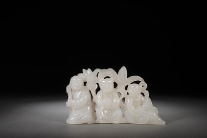 QING DYNASTY WHITE JADE BOY OFFERING BLESSINGS ORNAMENT