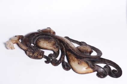 HETIAN JADE WITH DRAGON ORNAMENTS