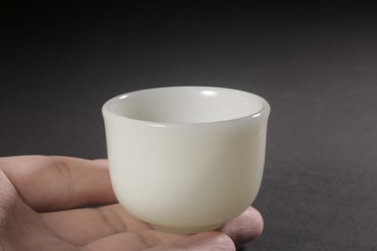 XINJIANG HETIAN WHITE JADE SEED MATERIAL JADE CUP