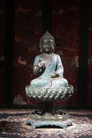 QING COPPER-BASED ENAMELED CLOISONNE STATUE OF SHAKYAMUNI SEATED