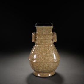 OLD KILN EAR-HANDLED ZUN