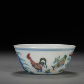 QING DYNASTY DOUCAI CHICKEN CUP