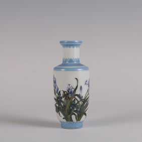 QING YONGZHENG YEAR ENAMEL COLOR ORCHID PATTERN SMALL STICK BOTTLE