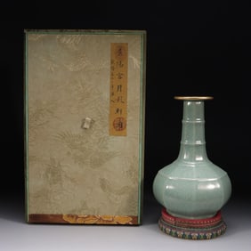 SONG DYNASTY RU KILN CELADON EIGHT?SIDED BAMBOO?SECTION BOTTLE WITH GILT RIM