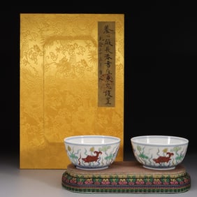 DA MING CHENGHUA NIAN ZHI MARK DOUCAI FISH-AND-ALGAE PATTERN CUP