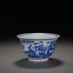 QING DYNASTY BLUE AND WHITE FIGURE STORY CUP
