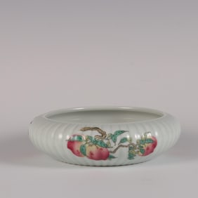 QING QIANLONG PINK PEONY WITH THREE MANY PATTERNS MELON AND RHOMBUS WASH