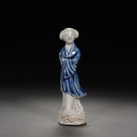BLUE AND WHITE FIGURES