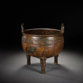 QING DYNASTY BRONZE TRIPOD INCENSE BURNER WITH DOUBLE HANDLES