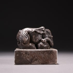 QING DYNASTY BRONZE ELEPHANT?KNOB SEAL