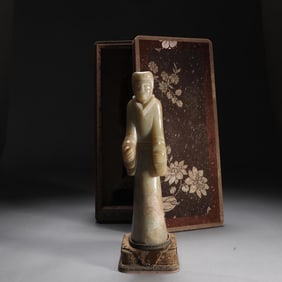 "OLD JADE LADY FIGURINE, WEIGHS 1400 GRAMS