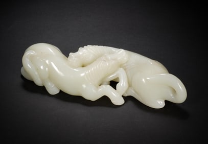 QING DYNASTY WHITE JADE DOUBLE HORSE ORNAMENT