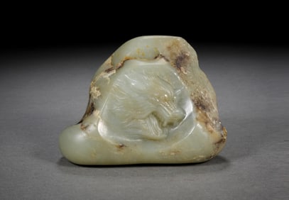 QING DYNASTY WHITE JADE SEED MATERIAL AUSPICIOUS BEAST ORNAMENT