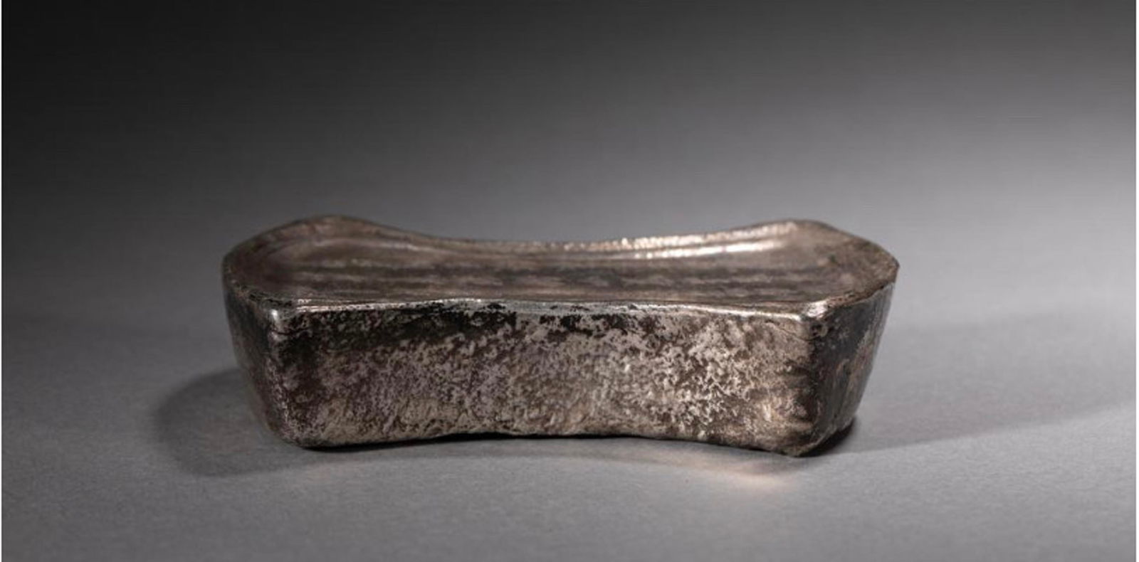 ONE OLD SILVER INGOT OF THE REPUBLIC OF CHINA (1 of 3)