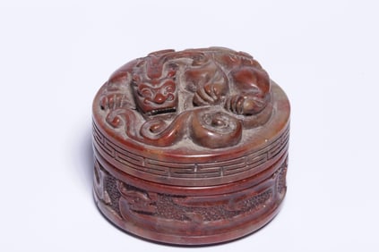 SHOUSHAN STONE CARVED CHI?DRAGON PATTERNED LID BOX