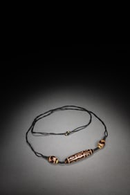 QING DYNASTY OLD DZI BEAD