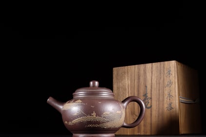 CLAY PAINTING PALACE LAMP ZISHA TEAPOT, MARK TRIBUTE BUREAU QING DYNASTY