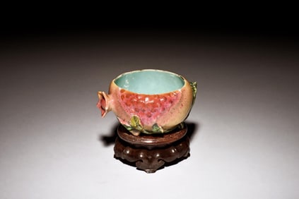 FAMILLE ROSE 'POMEGRANATE' WASHER WITH STAND