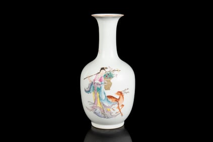 FAMILLE ROSE 'LADY AND DEER' VASE