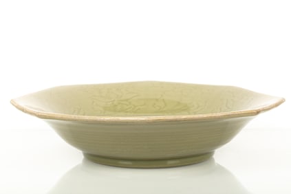CELADON GLAZED AND CARVED 'FLOWERS' OCTAGONAL DISH