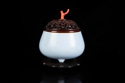 BLUE GLAZED TRIPOD JAR WITH CORAL DECORATED WOODEN LID, STAND, AND BOX