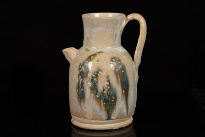 YUE WARE CELADON GLAZED WATER SPOUT