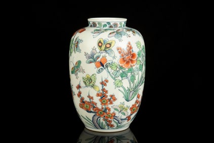 FAMILLE ROSE FLORAL BALUSTER VASE