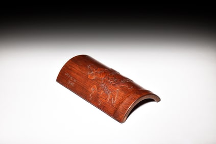 BAMBOO CARVED 'GUANYIN' WRIST REST