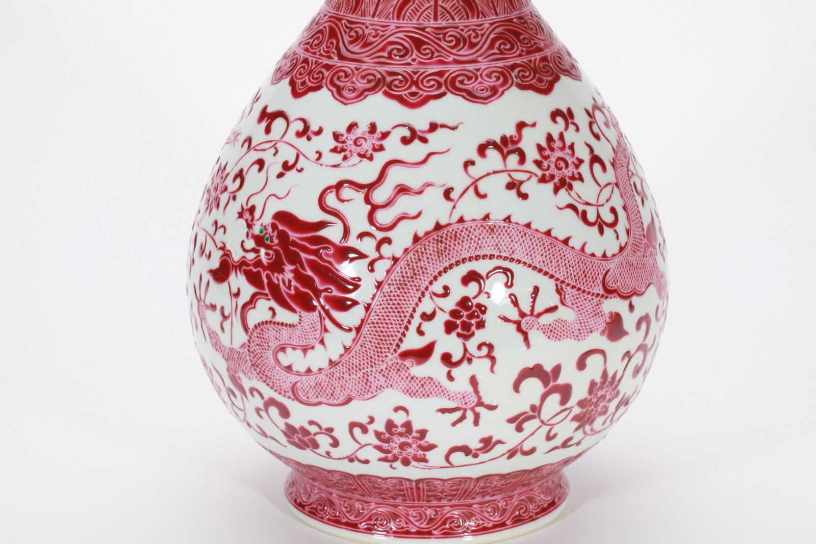 A RUBY-RED ENAMELLED DRAGON VASE - 12