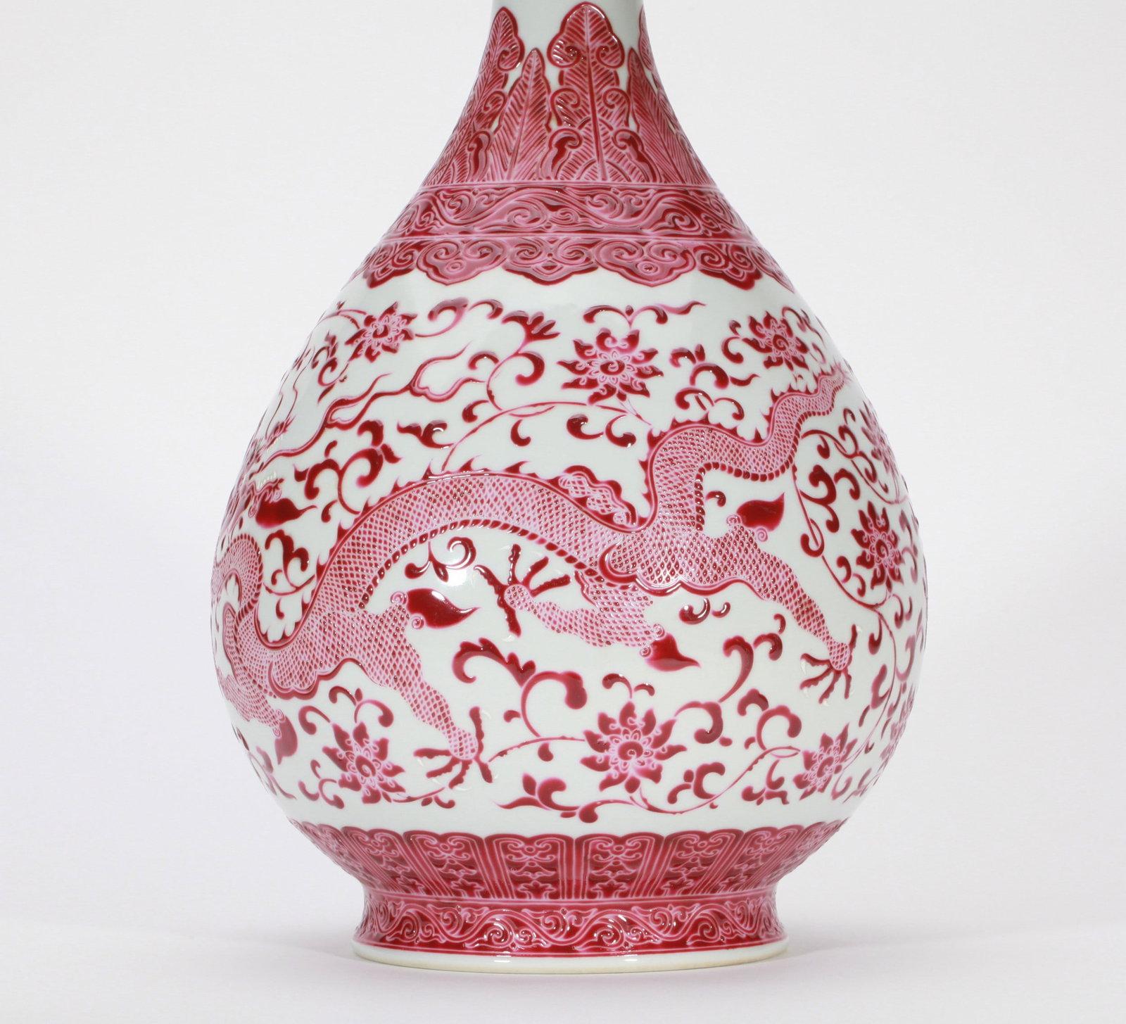 A RUBY-RED ENAMELLED DRAGON VASE - 8