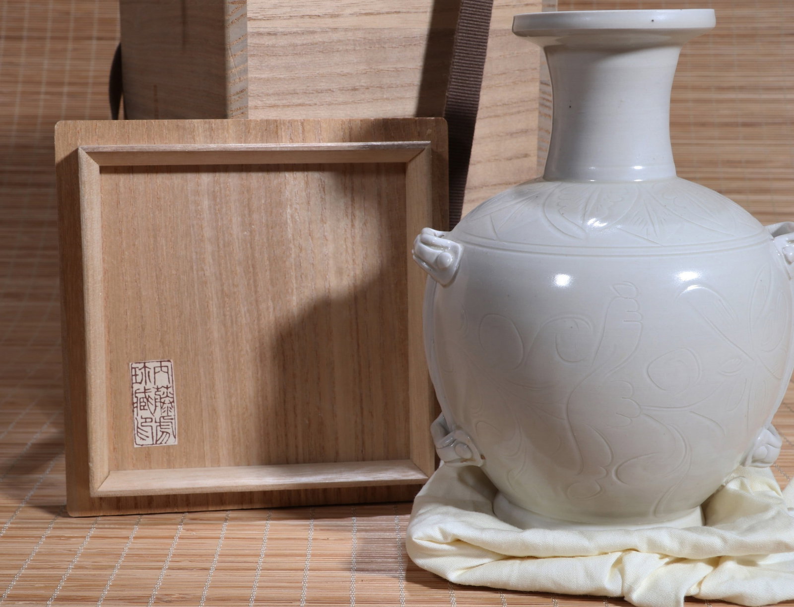 A DING VASE - 3