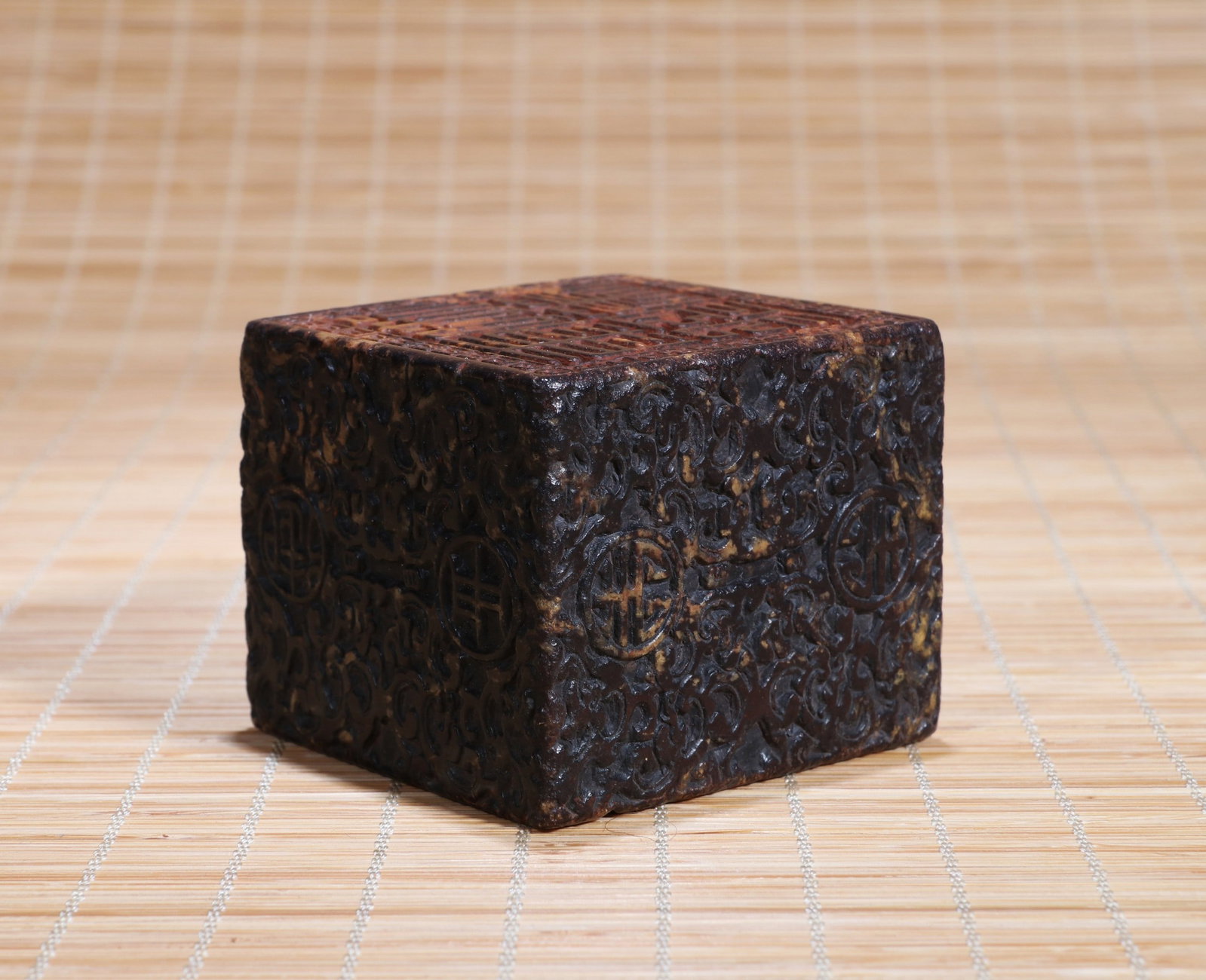 A SHOUSHAN SEAL - 5