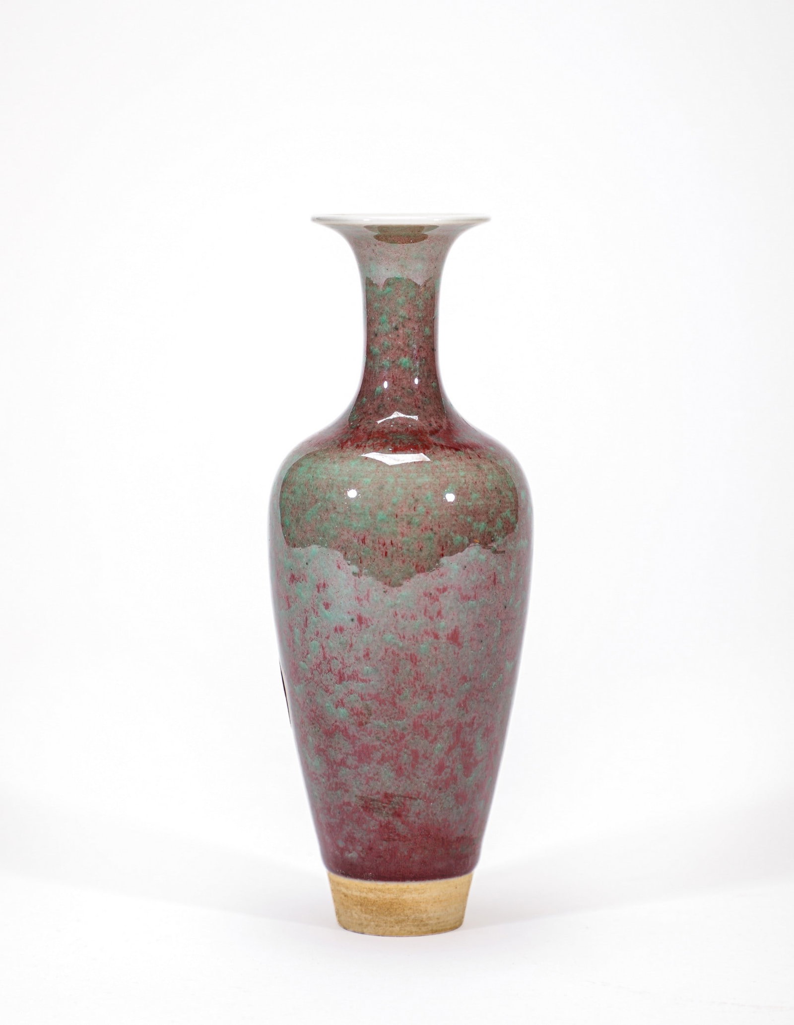 A GREEN GLAZED VASE (1 of 7)