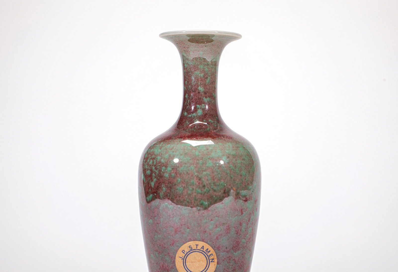 A GREEN GLAZED VASE - 5