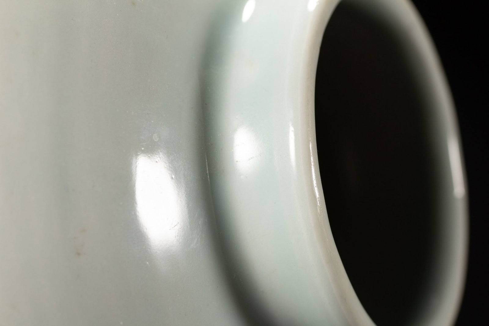 A WHITE GLAZED JAR - 4