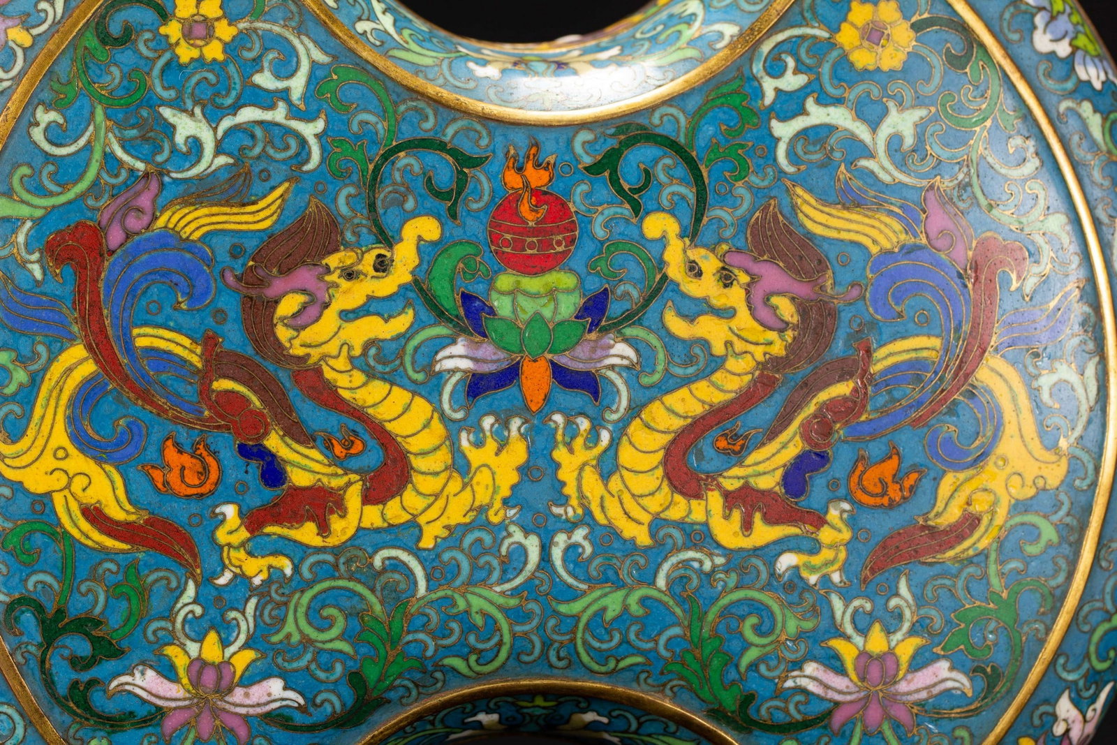 A CLOISONN? BOX - 4
